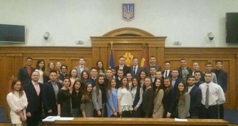 Молодіжна делегація відвідала парламент Кіровоградської області
